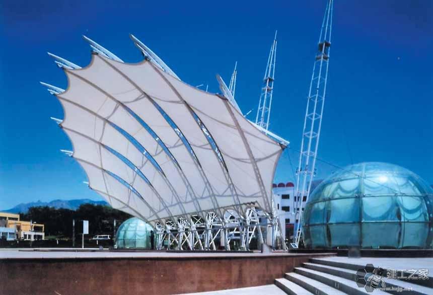 巴中车棚膜结构网架