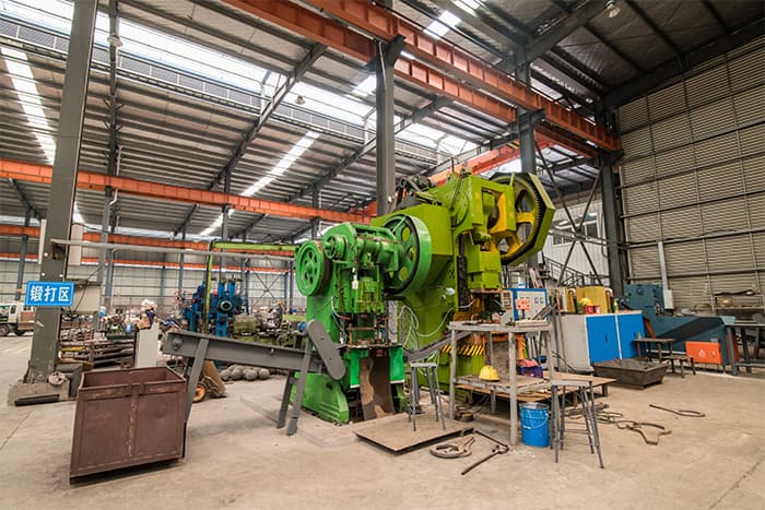 巴中网架配件-锥头加工车间